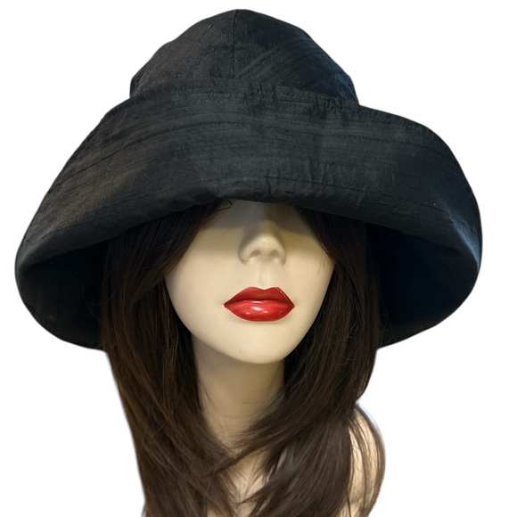 Patricia Underwood silk textured hat - Picture 1 of 5